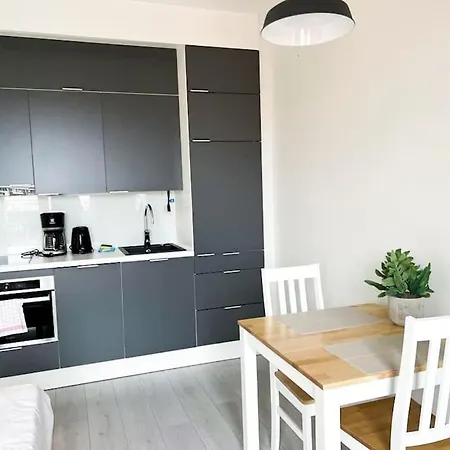 Kotimaailma Kasarmintie Lägenhet *